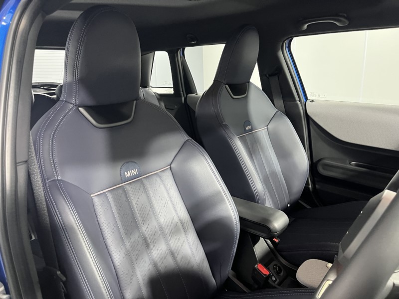 2024 (74) MINI COOPER 2.0 S Exclusive 5dr Auto 5831221