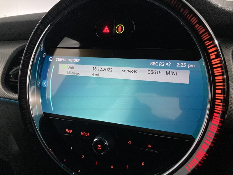 2022 (72) MINI HATCHBACK 2.0 Cooper S Exclusive Premium 5dr Auto 5853962