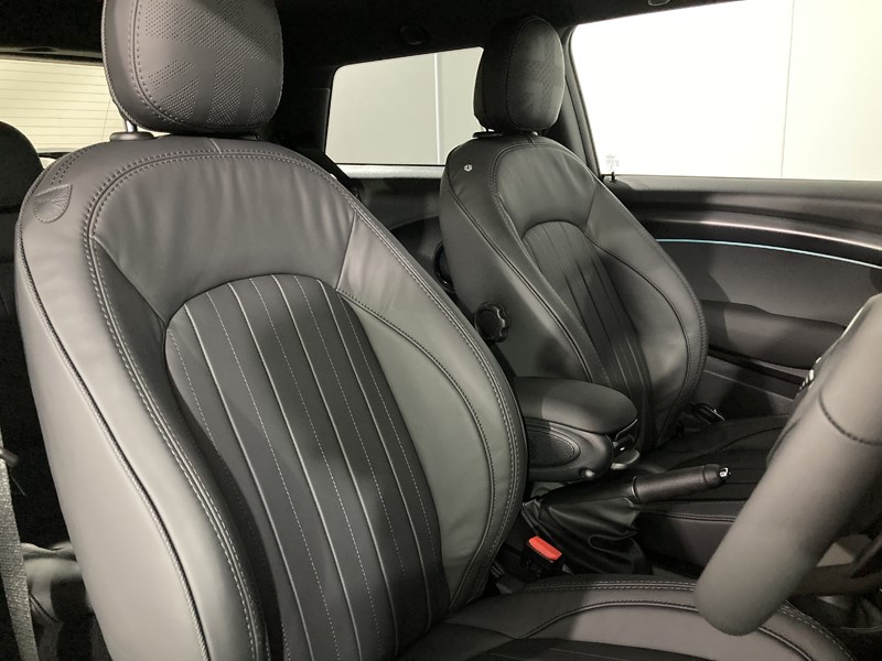 2022 (72) MINI HATCHBACK 2.0 Cooper S Exclusive Premium 5dr Auto 5853943