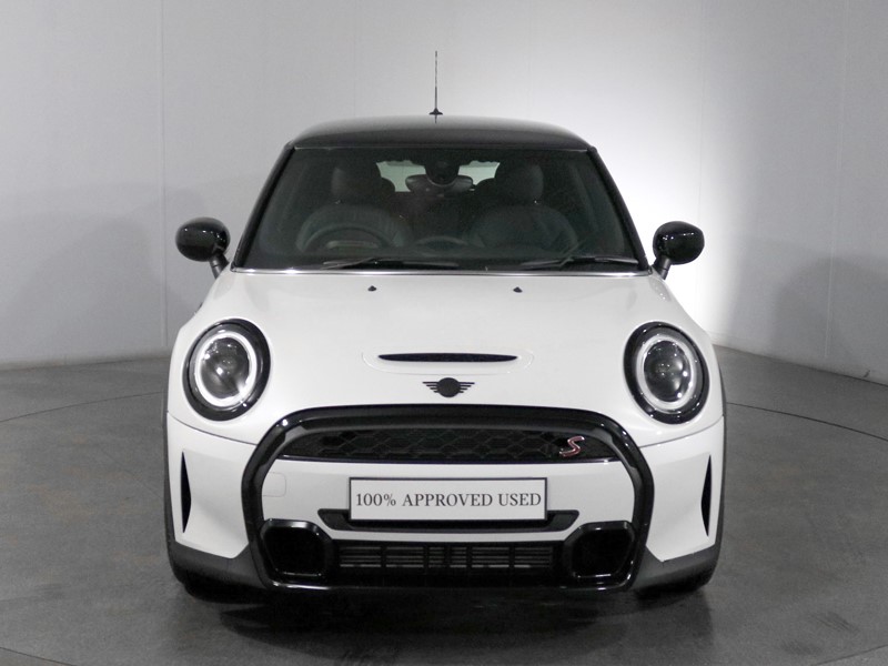 2022 (72) MINI HATCHBACK 2.0 Cooper S Exclusive Premium 5dr Auto 5853948