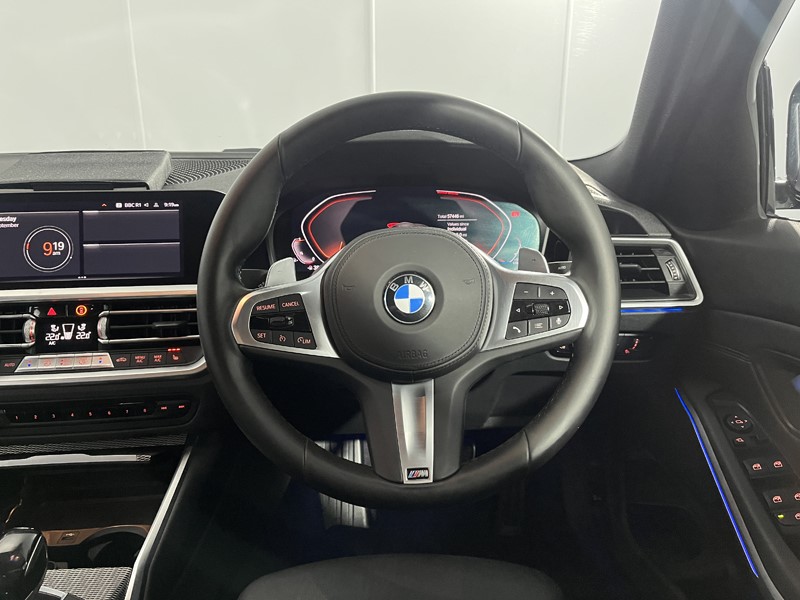2020 (20) BMW 3 SERIES 320i xDrive M Sport 4dr Step Auto 5910208