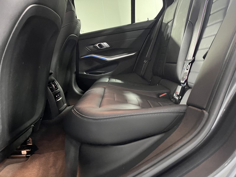 2020 (20) BMW 3 SERIES 320i xDrive M Sport 4dr Step Auto 5910239