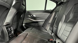 2021 (21) BMW 3 SERIES 320d MHT M Sport 4dr Step Auto 5862384