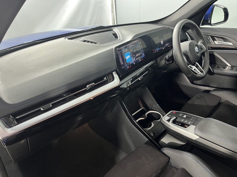 2022 (72) BMW X1 xDrive 23d MHT M Sport Premier 5dr Step Auto 5846402