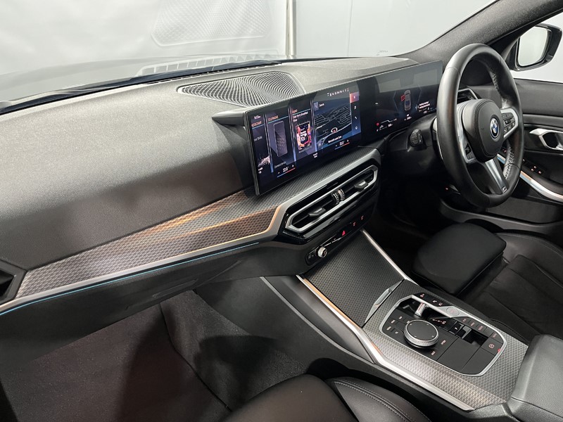 2023 (23) BMW 3 SERIES 330e M Sport 4dr Step Auto 5851801