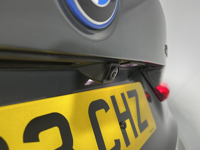 2023 (23) BMW 3 SERIES 330e M Sport 4dr Step Auto 5851840