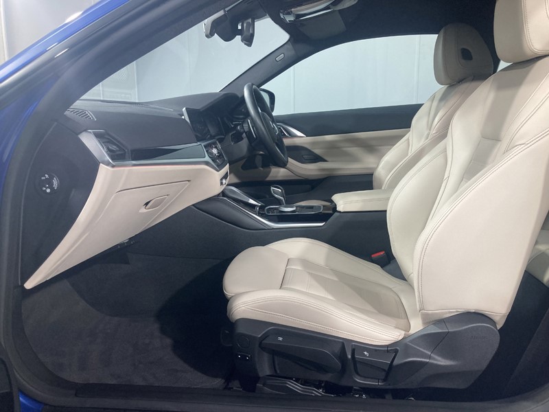 2021 (21) BMW 4 SERIES 420i M Sport 2dr Step Auto 5877693