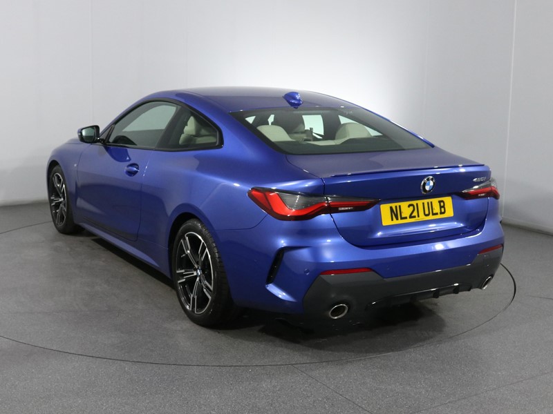 2021 (21) BMW 4 SERIES 420i M Sport 2dr Step Auto 5877657