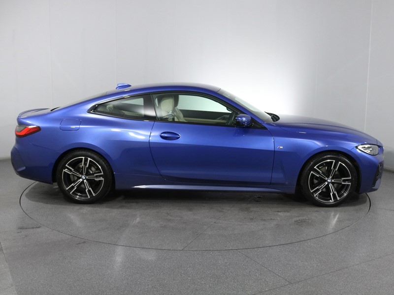 2021 (21) BMW 4 SERIES 420i M Sport 2dr Step Auto 5877658