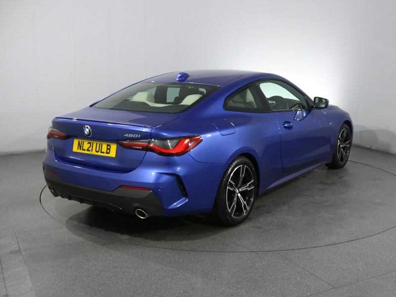2021 (21) BMW 4 SERIES 420i M Sport 2dr Step Auto 5877704