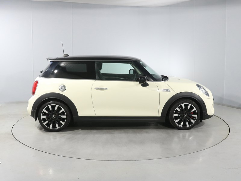 2021 (70) MINI HATCHBACK 2.0 Cooper S Exclusive II 3dr Auto 5873053