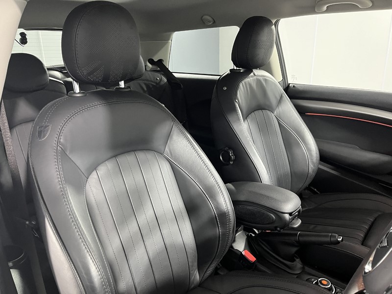 2021 (70) MINI HATCHBACK 2.0 Cooper S Exclusive II 3dr Auto 5873061