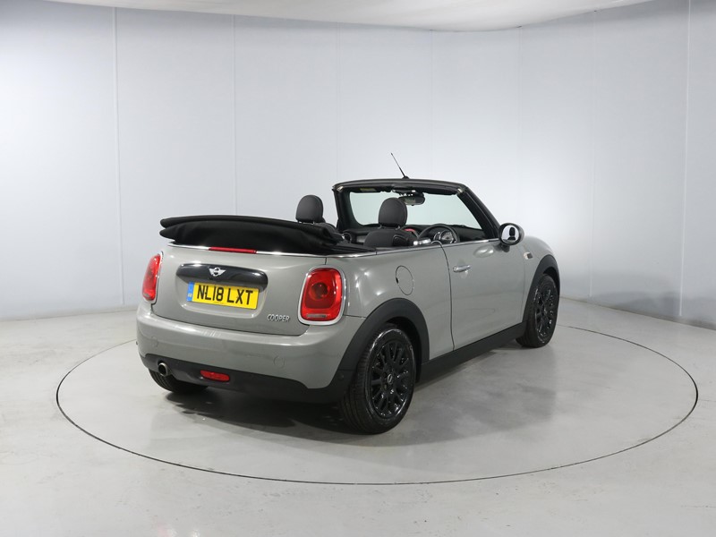 2018 (18) MINI CONVERTIBLE 1.5 Cooper 2dr 5877459