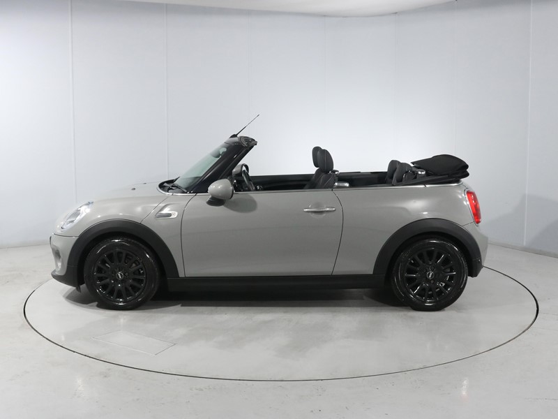 2018 (18) MINI CONVERTIBLE 1.5 Cooper 2dr 5877460