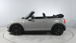 2018 (18) MINI CONVERTIBLE 1.5 Cooper 2dr 5877460