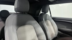 2018 (18) MINI CONVERTIBLE 1.5 Cooper 2dr 5877432