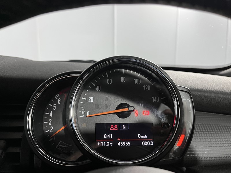 2018 (18) MINI CONVERTIBLE 1.5 Cooper 2dr 5877430