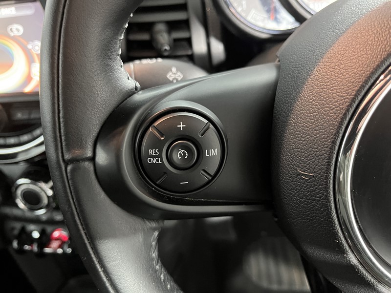 2018 (18) MINI CONVERTIBLE 1.5 Cooper 2dr 5877442