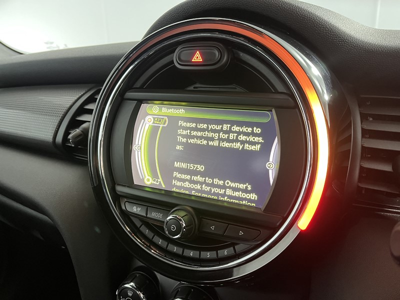 2018 (18) MINI CONVERTIBLE 1.5 Cooper 2dr 5877446