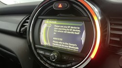 2018 (18) MINI CONVERTIBLE 1.5 Cooper 2dr 5877446