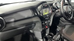 2018 (18) MINI CONVERTIBLE 1.5 Cooper 2dr 5877428