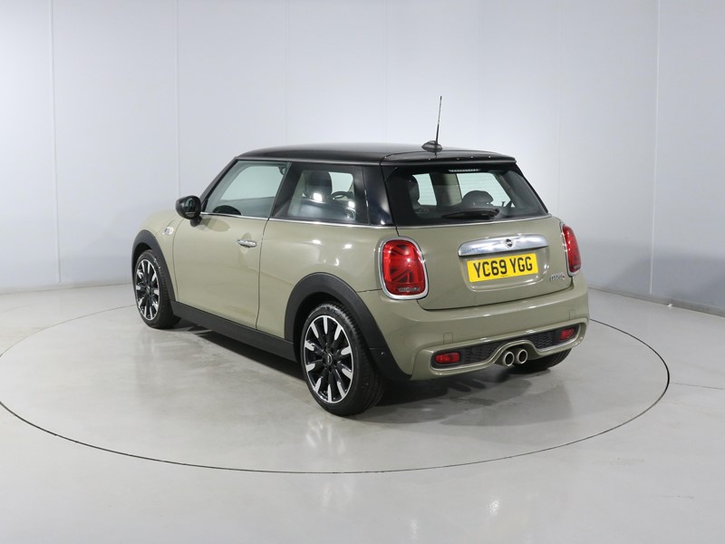 2019 (69) MINI HATCHBACK 2.0 Cooper S Exclusive II 3dr Auto 5898314