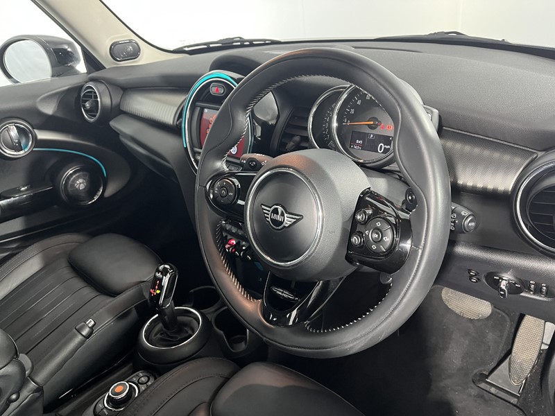 2019 (69) MINI HATCHBACK 2.0 Cooper S Exclusive II 3dr Auto 5898318