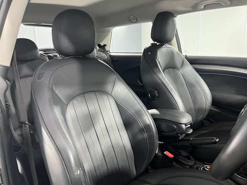 2019 (69) MINI HATCHBACK 2.0 Cooper S Exclusive II 3dr Auto 5898323