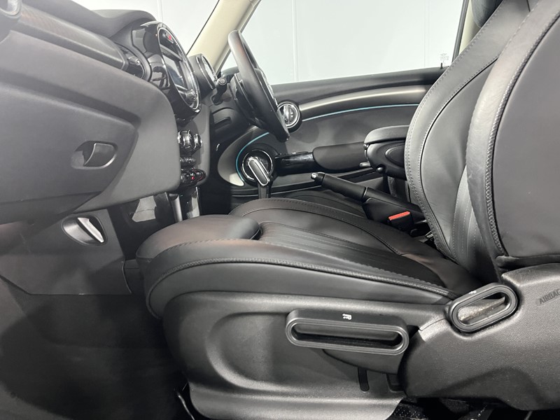 2019 (69) MINI HATCHBACK 2.0 Cooper S Exclusive II 3dr Auto 5898347