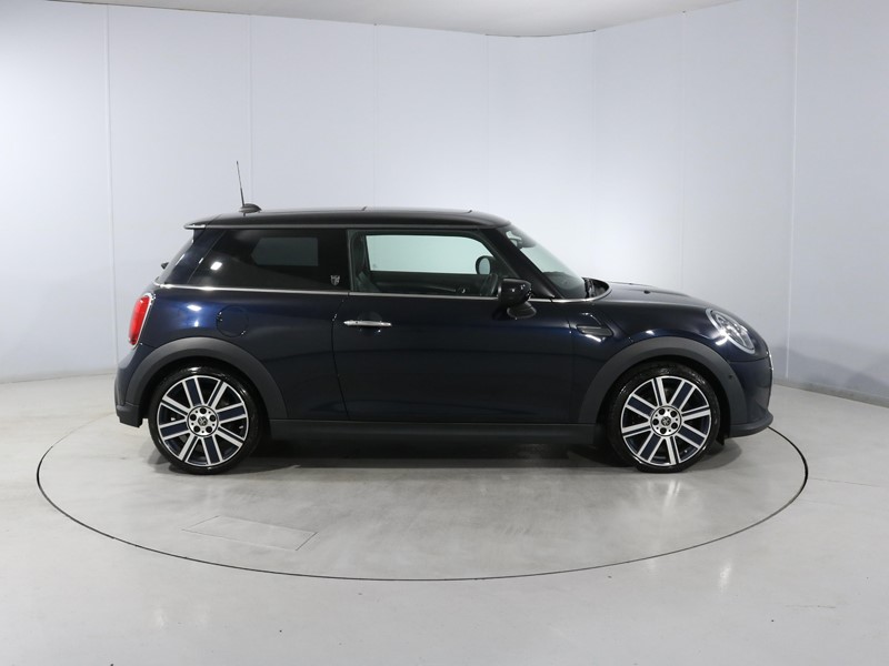 2023 (23) MINI HATCHBACK 1.5 Cooper Exclusive Premium Plus 3dr Auto 5872661