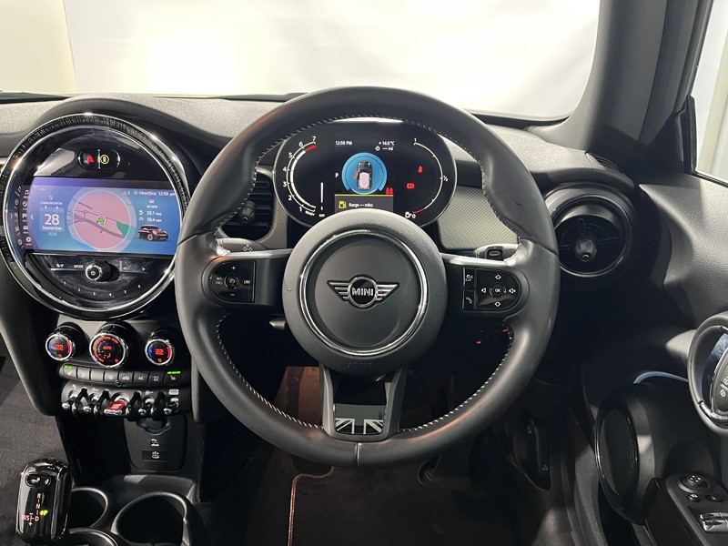 2023 (23) MINI HATCHBACK 1.5 Cooper Exclusive Premium Plus 3dr Auto 5872663