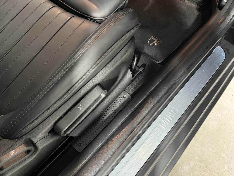 2023 (23) MINI HATCHBACK 1.5 Cooper Exclusive Premium Plus 3dr Auto 5872678