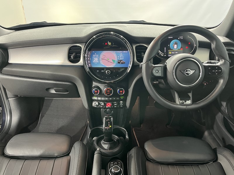 2023 (23) MINI HATCHBACK 1.5 Cooper Exclusive Premium Plus 3dr Auto 5872662