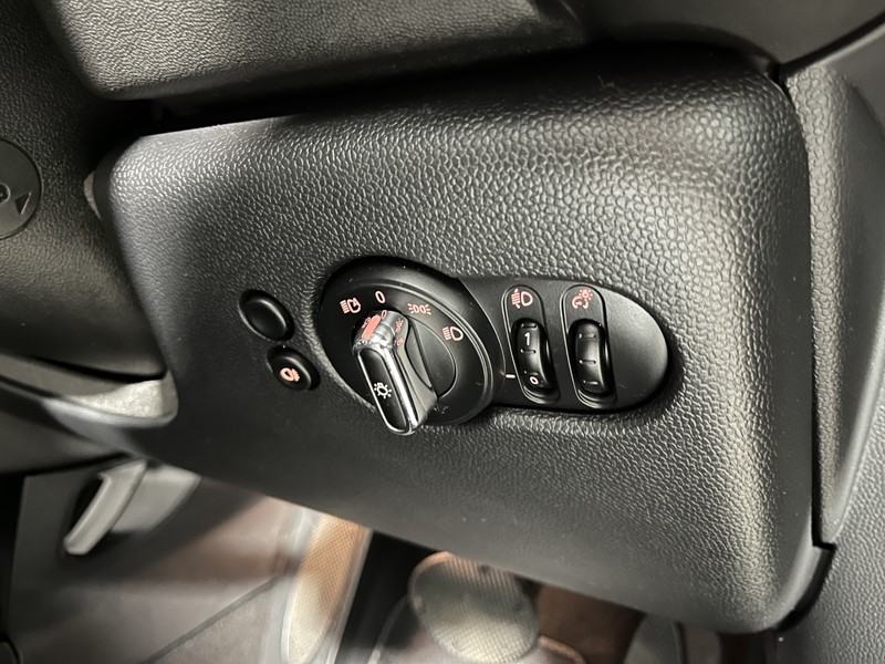 2023 (23) MINI HATCHBACK 1.5 Cooper Exclusive Premium Plus 3dr Auto 5872680