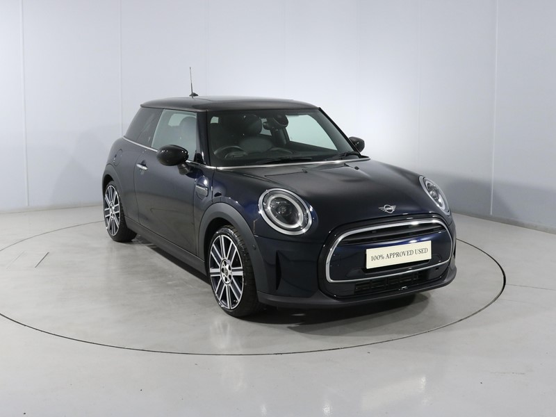 2023 (23) MINI HATCHBACK 1.5 Cooper Exclusive Premium Plus 3dr Auto