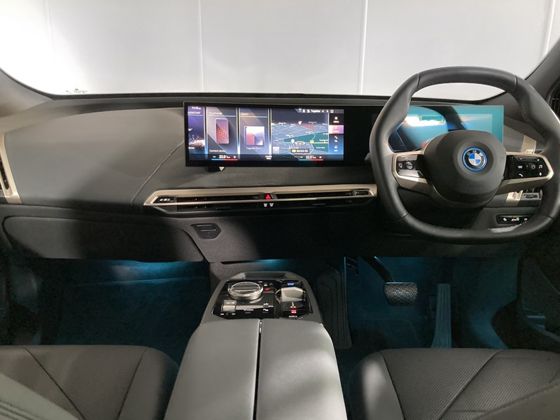2022 (22) BMW iX 240kW xDrive40 M Sport 76.6kWh 5dr Auto 5923105
