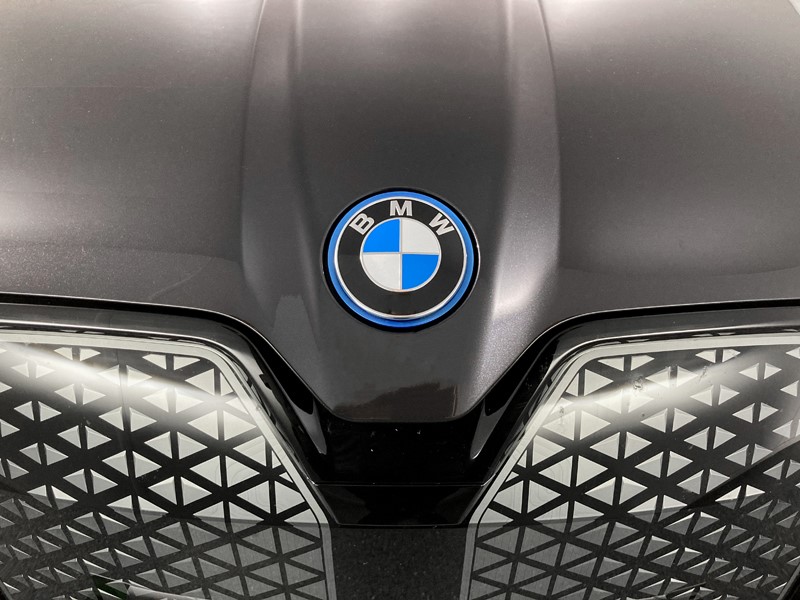 2022 (22) BMW iX 240kW xDrive40 M Sport 76.6kWh 5dr Auto 5923154