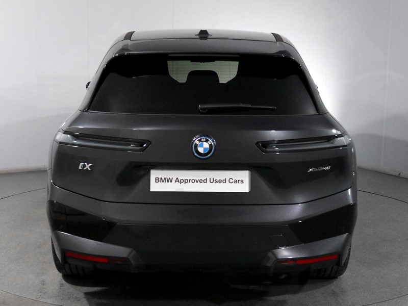 2022 (22) BMW iX 240kW xDrive40 M Sport 76.6kWh 5dr Auto 5923116