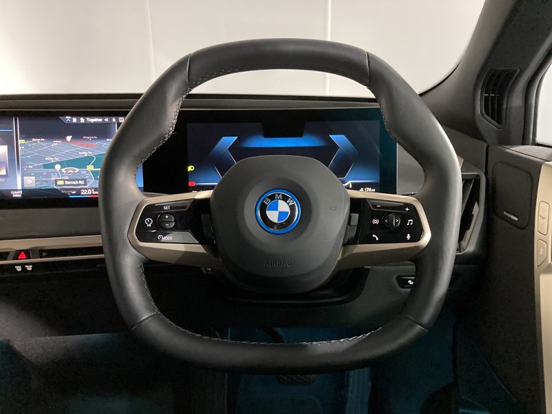 2022 (22) BMW iX 240kW xDrive40 M Sport 76.6kWh 5dr Auto 5923106