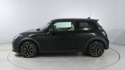 2024 (24) MINI COOPER 2.0 S Exclusive 3dr Auto 5903364