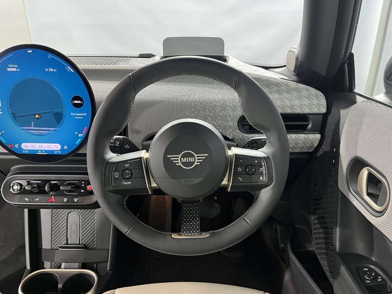 2024 (24) MINI COOPER 2.0 S Exclusive 3dr Auto 5903324