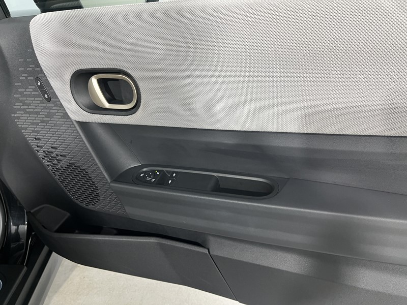 2024 (24) MINI COOPER 2.0 S Exclusive 3dr Auto 5903340