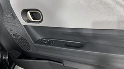 2024 (24) MINI COOPER 2.0 S Exclusive 3dr Auto 5903340