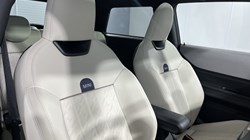 2024 (24) MINI COOPER 2.0 S Exclusive 3dr Auto 5903330