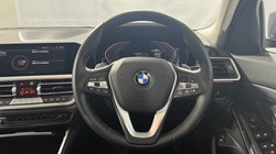 2021 (71) BMW 3 SERIES 320d MHT SE Pro 5dr Step Auto 5909858