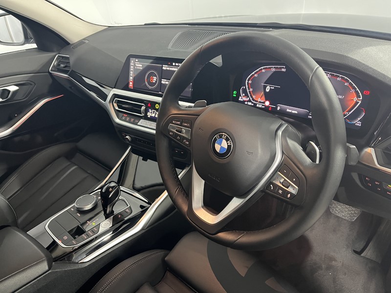 2021 (71) BMW 3 SERIES 320d MHT SE Pro 5dr Step Auto 5909859