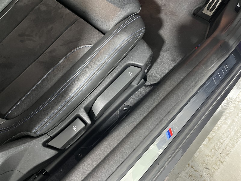 2022 (22) BMW 2 SERIES 220i M Sport 2dr Step Auto 5884498