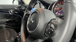 2022 (72) MINI HATCHBACK 1.5 Cooper Classic 5dr Auto 5903567