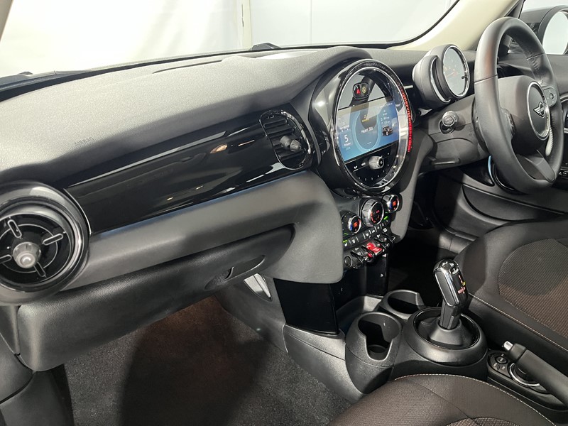 2022 (72) MINI HATCHBACK 1.5 Cooper Classic 5dr Auto 5903554