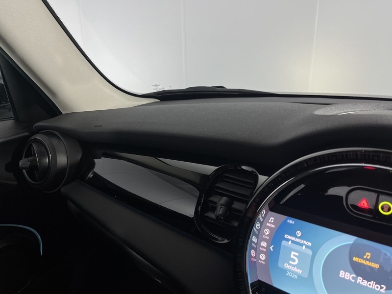 2022 (72) MINI HATCHBACK 1.5 Cooper Classic 5dr Auto 5903571